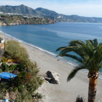 playa-carabeo-nerja